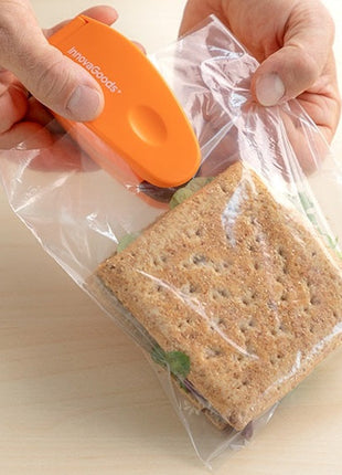 Bag Sealer Bag Sealer with Cutter and Magnet - siopashop.ie